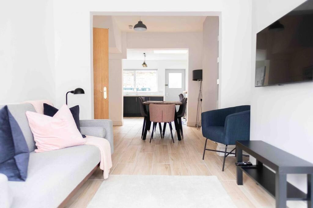 Charming 3 Bedroom Belfast Townhouse Luaran gambar
